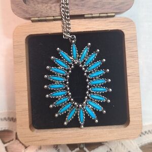 Vtg 70s Faux Turquoise Sunburst Boho Pendant Necklace 💙🌴